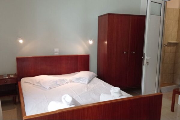 vila-akropol-garden-edipsos-6473-3