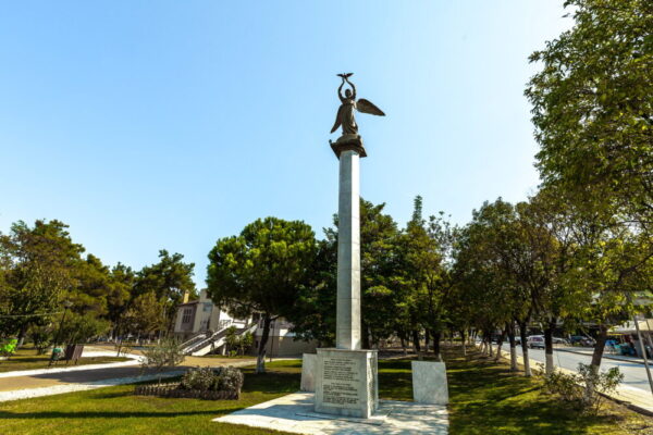 10175_Ierissos-Statue