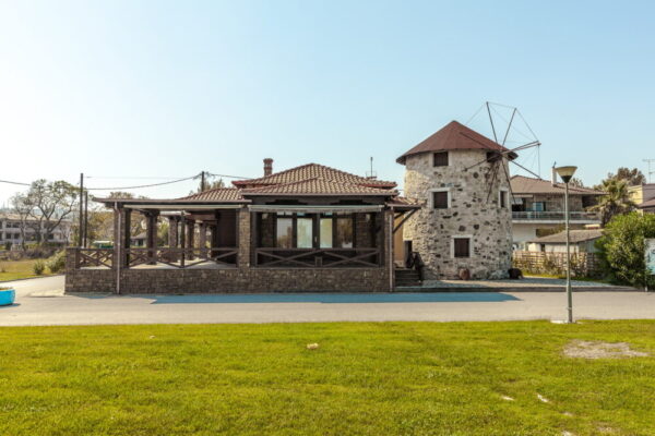 10189_Ierissos-Windmill-3