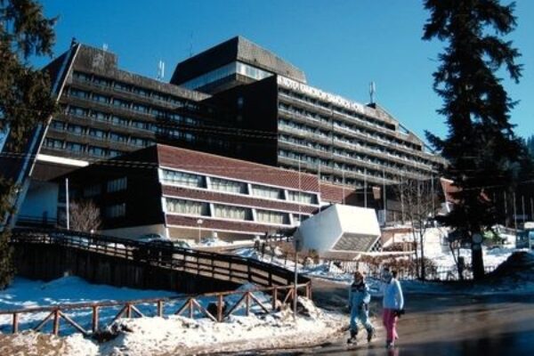 1024x_1492105535-SAMOKOV-BOROVEC-ZIMA-SKIJANJE-ZIMOVANJE-01