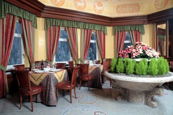 1024x_1492106117-FESTA-WINTER-PALACE-BOROVEC-ZIMA-SKIJANJE-ZIMOVANJE-08