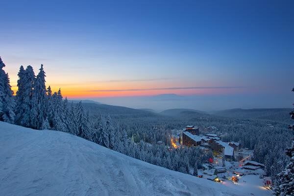 1024x_1507805758-RILA-BOROVEC-ZIMA-SKIJANJE-ZIMOVANJE-02