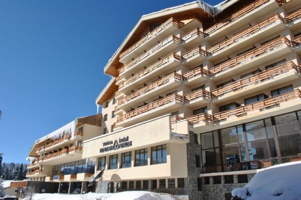 1024x_1509008070-4562954-1-hotel-perelik-pamporovo-20-