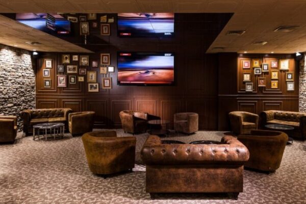 1024x_1537439612-Loundge bar