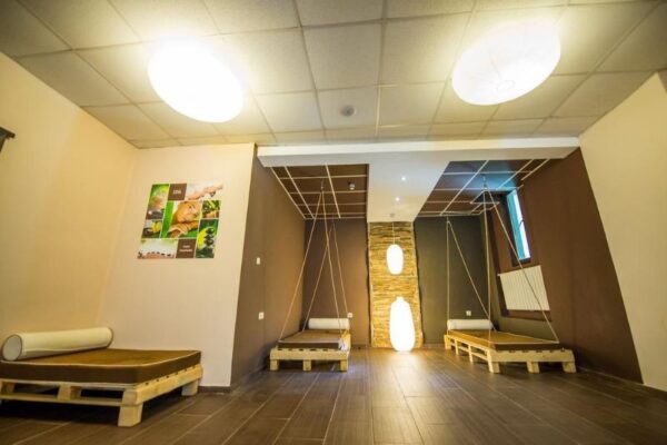 1024x_1568207357-106846252