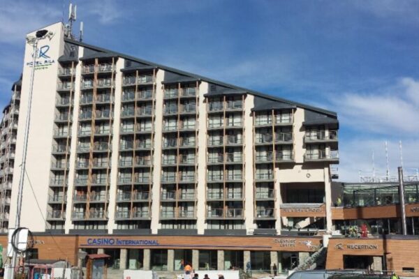 1024x_1570618489-57564