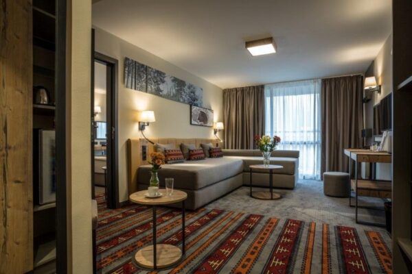 1024x_1570618491-Photo Hotel Rila Superior Suite_Living room_1