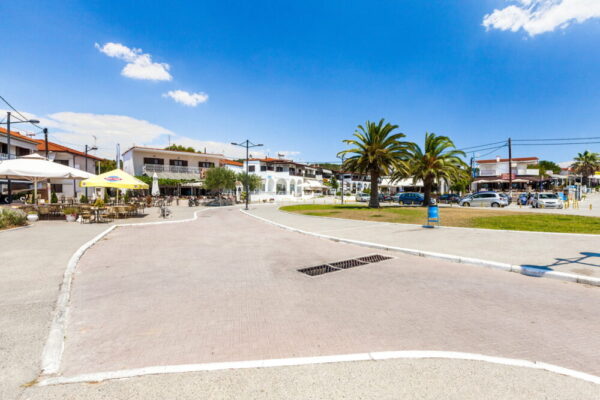 10722_Skala-Fourkas-Road