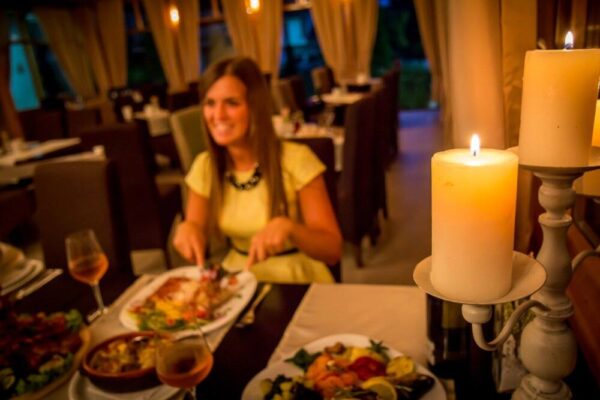 12000952_724106421052675_5219085373907545243_o