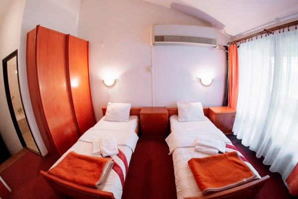 1594898316-1577178142-junakovic-165-of-444