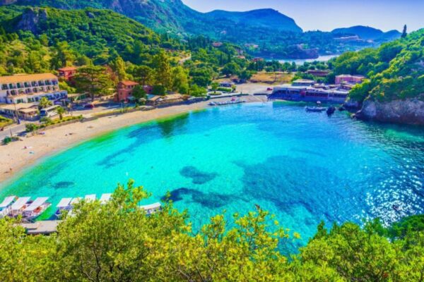 1617229908_8-p-oboi-ostrov-korfu-gretsiya-9