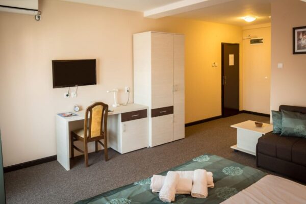 273252428_2468507006612599_1304972975111012056_n