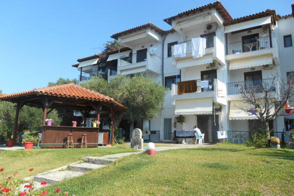 Vila-Alexiadis-Lutra-Kasandra-Grcka-Leto-002