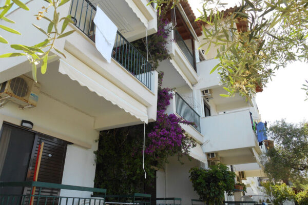 Vila-Alexiadis-Lutra-Kasandra-Grcka-Leto-005