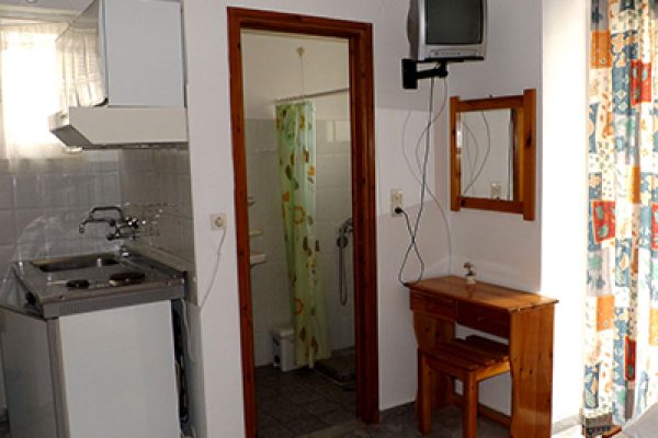 Vila-Anixi-Edipsos-Evia-Grcka-Leto-009