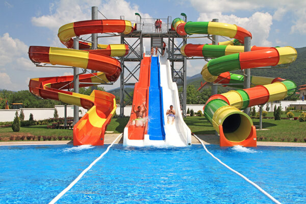 Bazen-sa-toboganima2