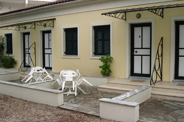 Vila-Dimitris-Dassia-Krf-Grcka-Leto-002