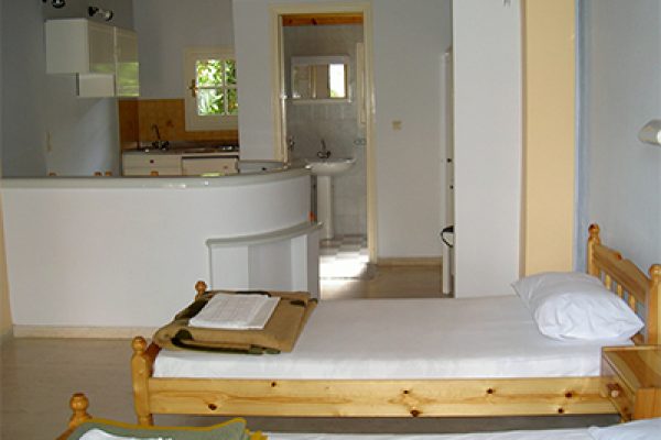 Vila-Dimitris-Dassia-Krf-Grcka-Leto-004