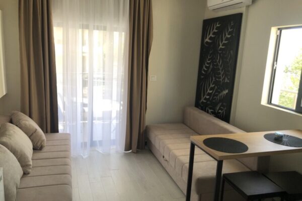 IMG-d31f208867f0343662217d1b9245a7d2-V