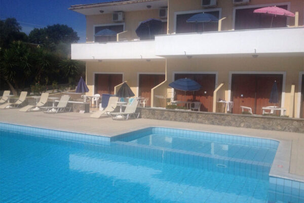 Vila-Ildi-Dassia-Krf-Grcka-Leto-007