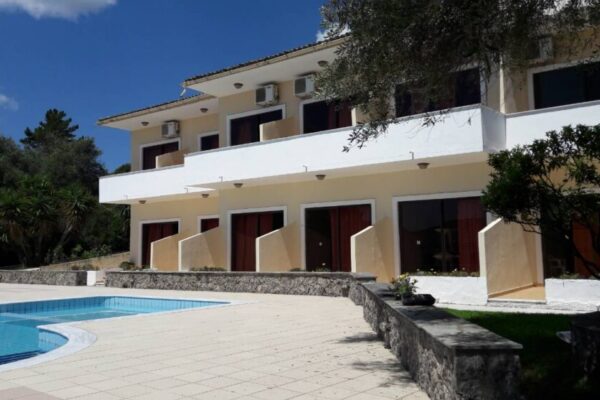 Vila-Ildi-Dassia-Krf-Grcka-Leto-015