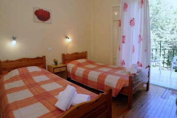 Vila-Lola-Dassia-Krf-Grcka-Leto-003