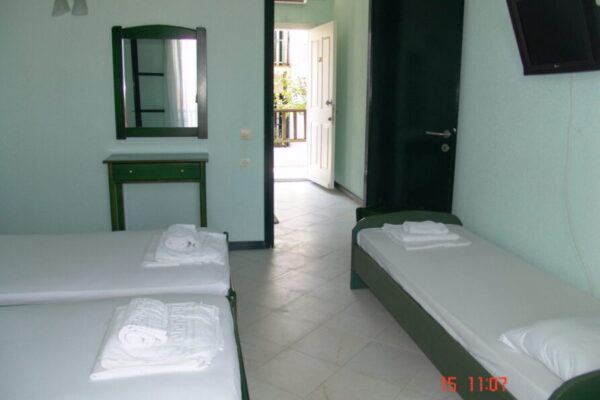 Vila-Nikos-Afitos-Kasandra-Grcka-Leto-007