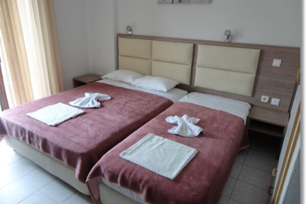 Vila-Odiseas-hanioti-omniturs-05