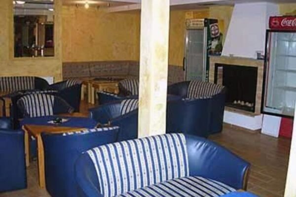 bf0a58b987aa7318ac88de52f64c5fa6_2_XL