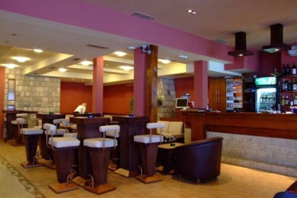 bf0a58b987aa7318ac88de52f64c5fa6_4_XL