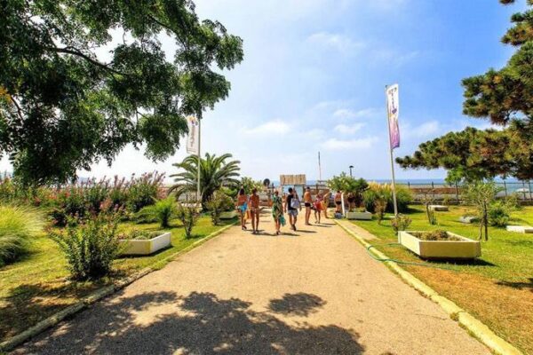 hotel-korali-sutomore-mayak-tours-7