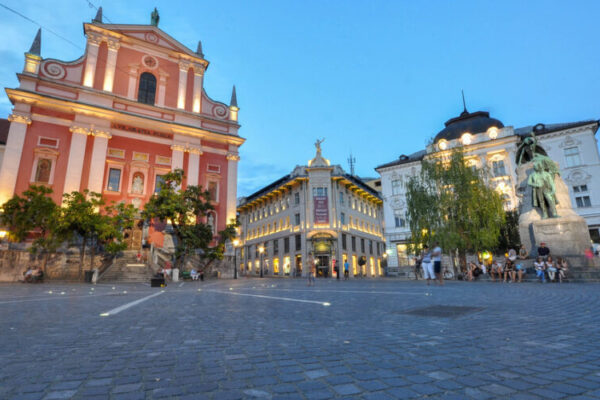 ljubljana-slovenija-bled-bohinj-olimje-postojna-putovanje-2-900x500