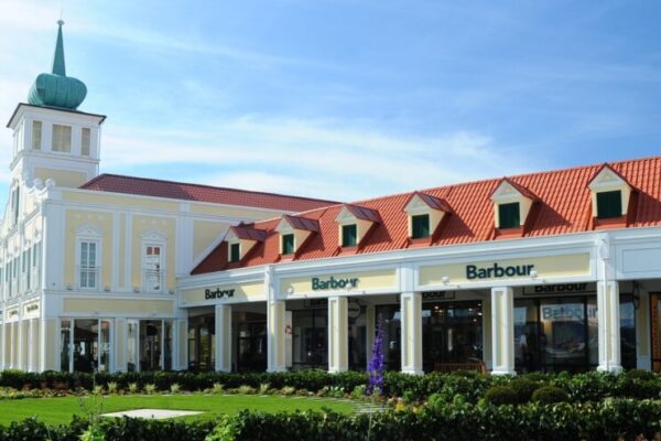 parndorf-outlet-centar-shopping-austrija-autobusom-3