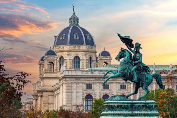 Statue,Of,Archduke,Charles,And,Museum,Of,Natural,History,Dome,