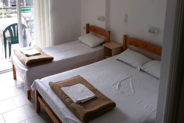 vila-alexandros-palace-mayak-tours-stavros-2