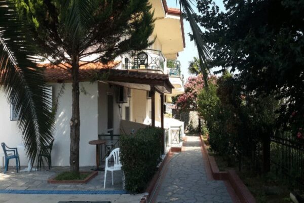 vila-alexandros-palace-mayak-tours-stavros-8
