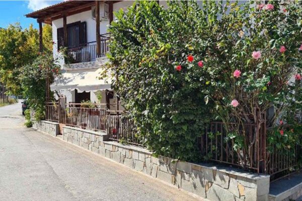 vila-dimitra-platani-3