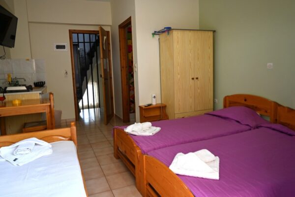 vila-frosso-neos-pirgos-omniturs-07