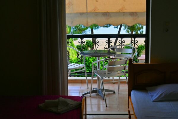 vila-frosso-neos-pirgos-omniturs-09