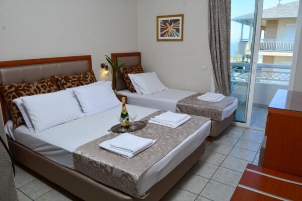 vila-hermes-paralia-omniturs-07