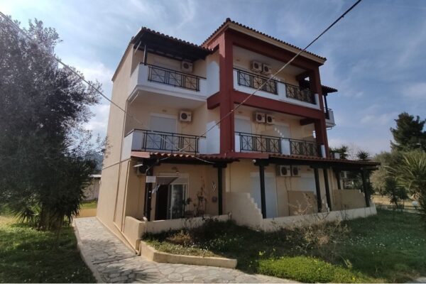 vila-ikonomu-studios-7266