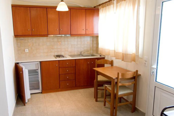 vila-iolkos-edipsos-7346-4