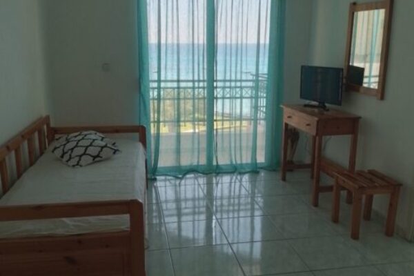 vila-mesidrili-kasandra-mayak-tours-5-1