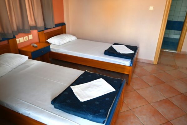 vila-odyssia-omniturs-paralija-grcka-06