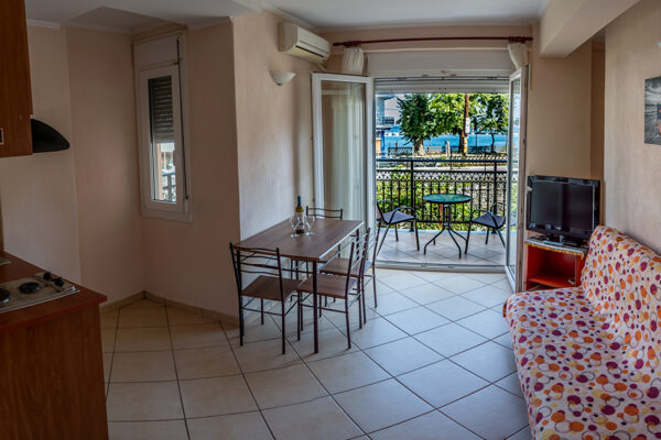 vila-panos-limenas-thassos-omniturs-06