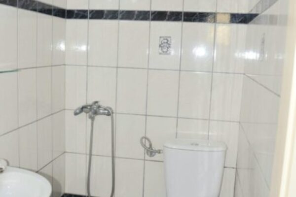 vila-vn-studios-tasos-omniturs-07